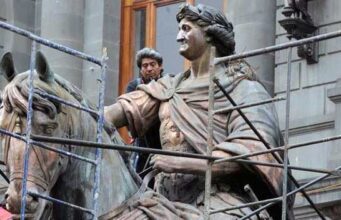 México dice no a la petición de España de trasladar “El Caballito” a Madrid